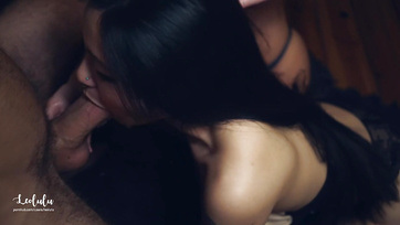 Nimfó tini muffok imádnak kékerest cumizni - amatőr pornóvideó Thumb