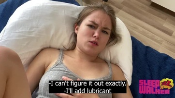 A kívánnivaló mostoha húgom azt óhajtotta hogy vegyem el a szeplőtlenségét és kuffantsam meg a puniját Thumb