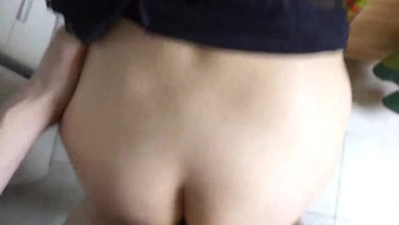 Olyannyira imponált a kölyök a párkeresőről hogy az első randinkon brutálisan fingón kefélt Thumb