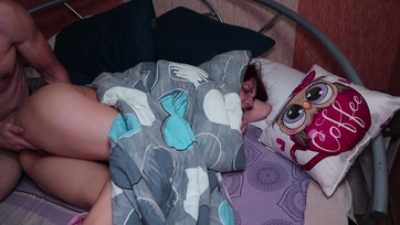 A mostohafaterom bizonyára összecserélt az anyummal ezért mártotta be a pélóját a popómba Thumb