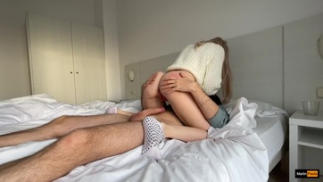 Először doggy-ban dugtam meg a jófenekű szajhámat aztán pitizett hogy megtáncolhassa a fütykösömet Thumb